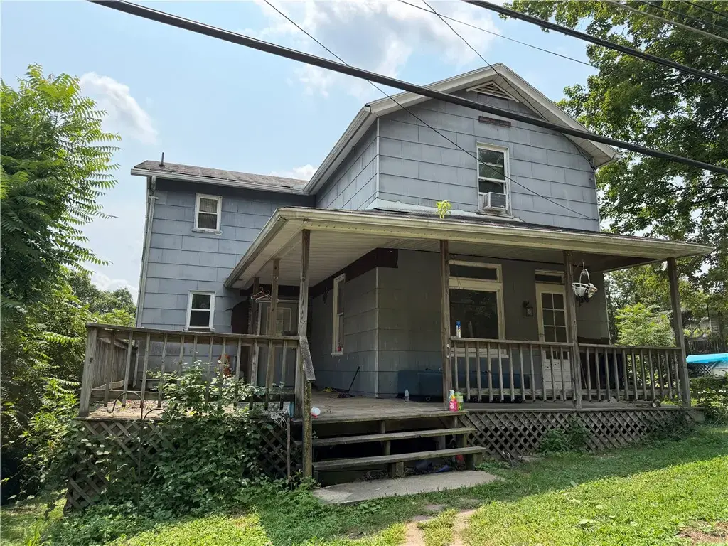111 Old National Pike, Centerville
