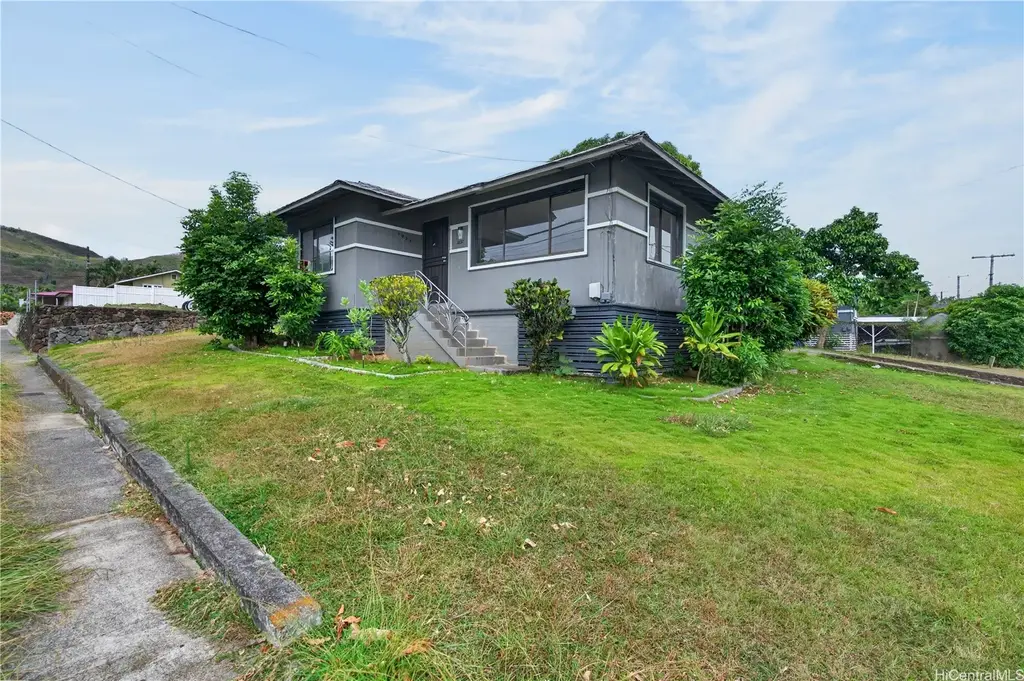 1037 Kina Street, Kailua