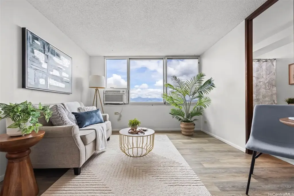 (unit #2808) 98-288 Kaonohi Street, Aiea