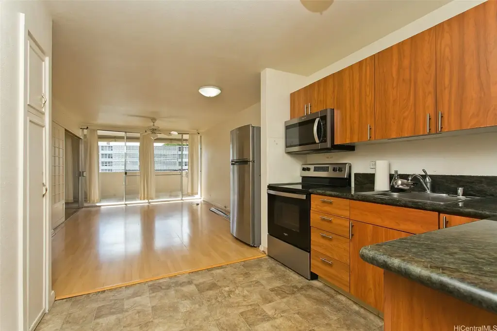 1423 Emerson Street # 213, Honolulu