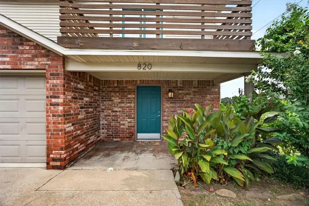 820 Peachtree Drive, Fayetteville