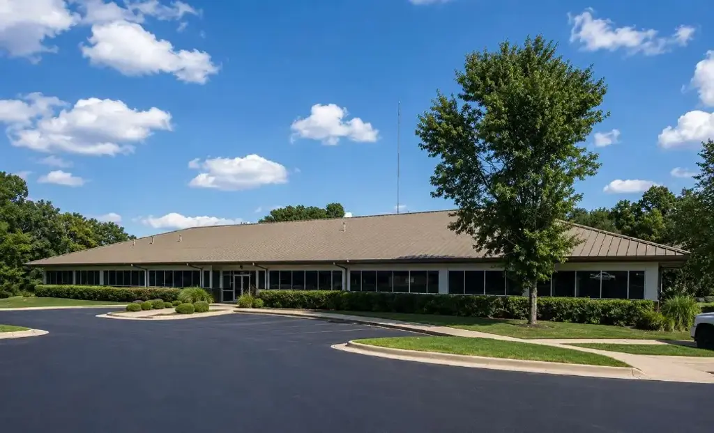 1301 Ne Courtyard Loop, Bentonville