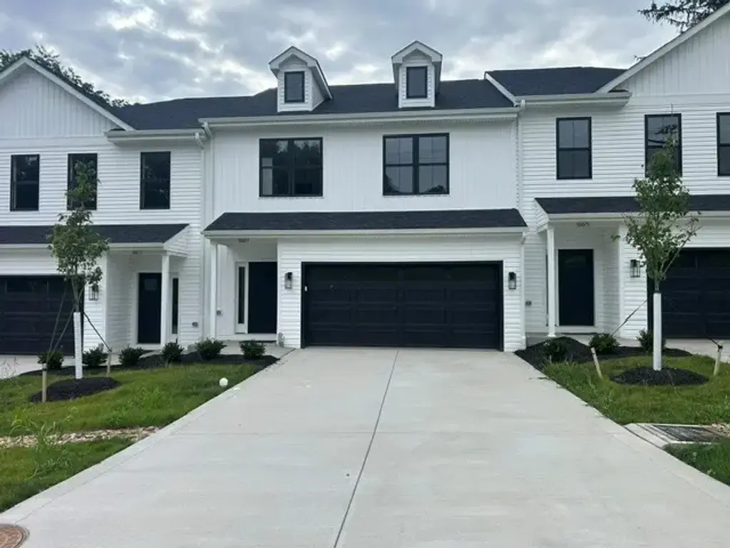 10073 Old Perry Highway , McCandless