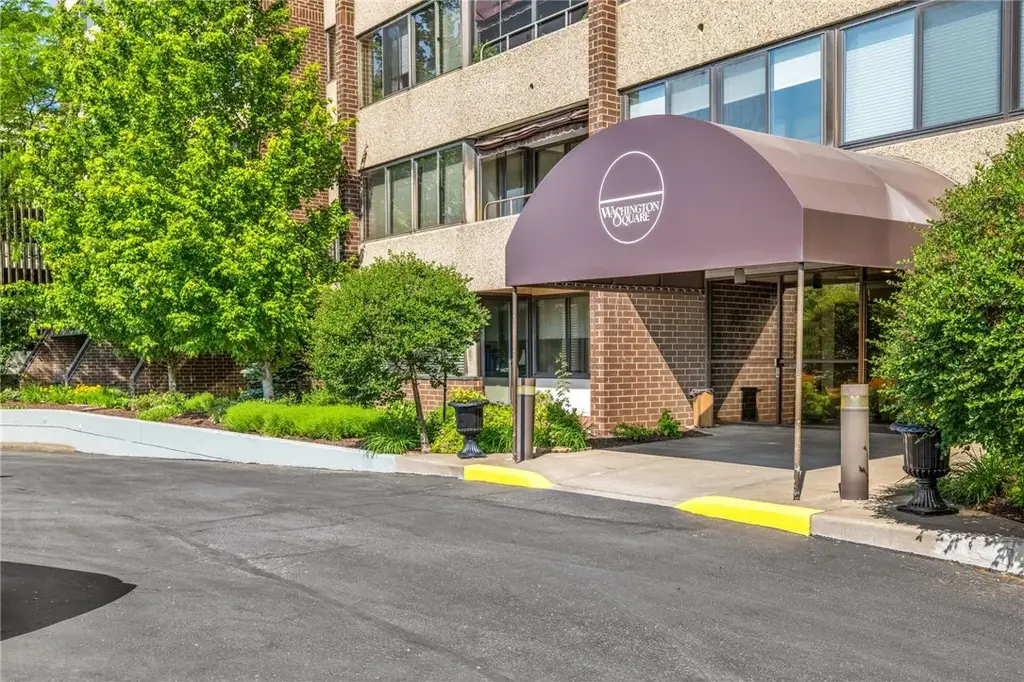 750 Washington Road 409, Mt Lebanon