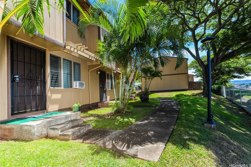 98-1384 Hinu Place # 49, Pearl City