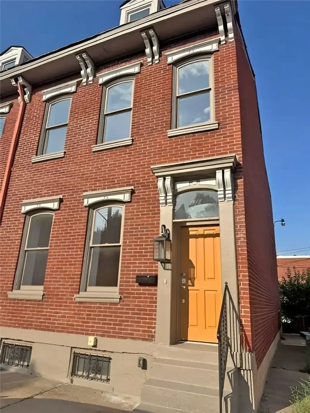 1112 Arch Street , Central North Side