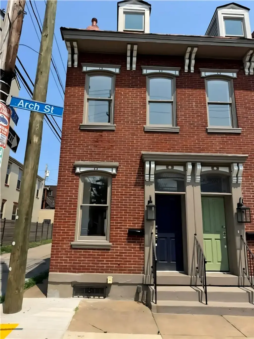 1116 Arch Street , Central North Side