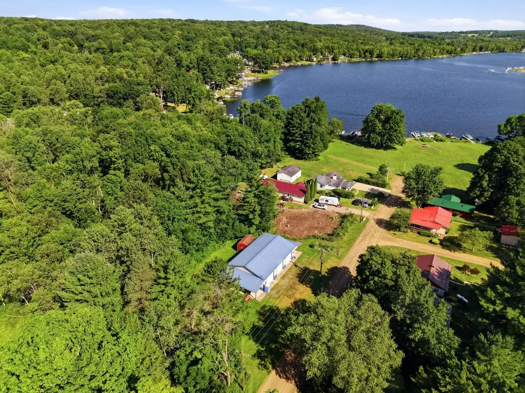 23409 Arrow Drive, Canadohta Lake