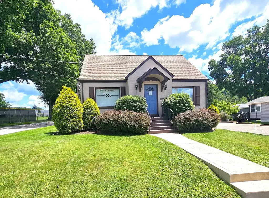 3087 Carson Avenue, Murrysville