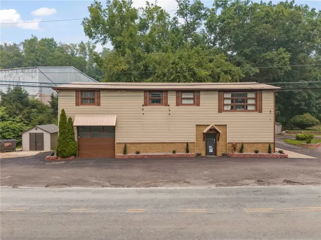 2560 Fairmount Church Road , Franklin Park
