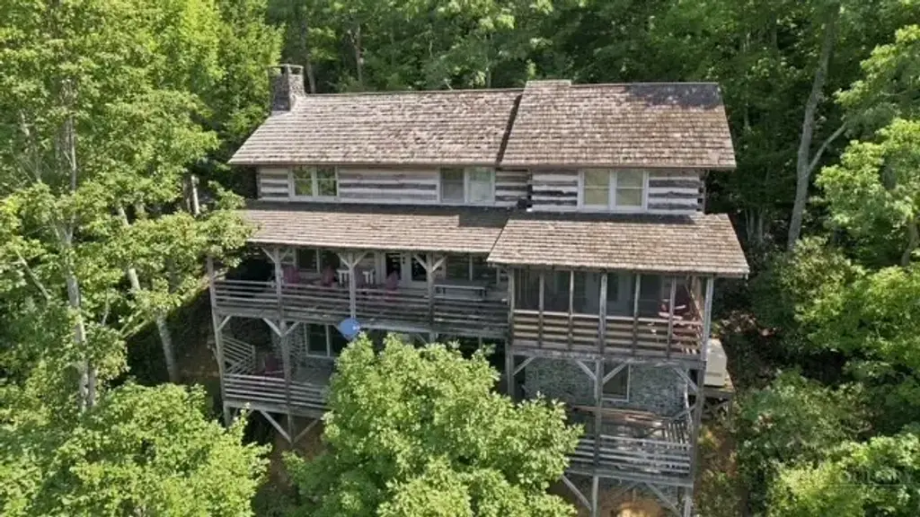 333 Tomahawk Drive, Todd