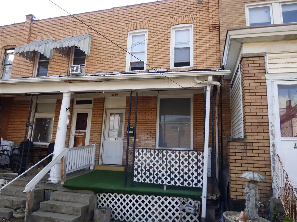 1134 Race Street , Stowe