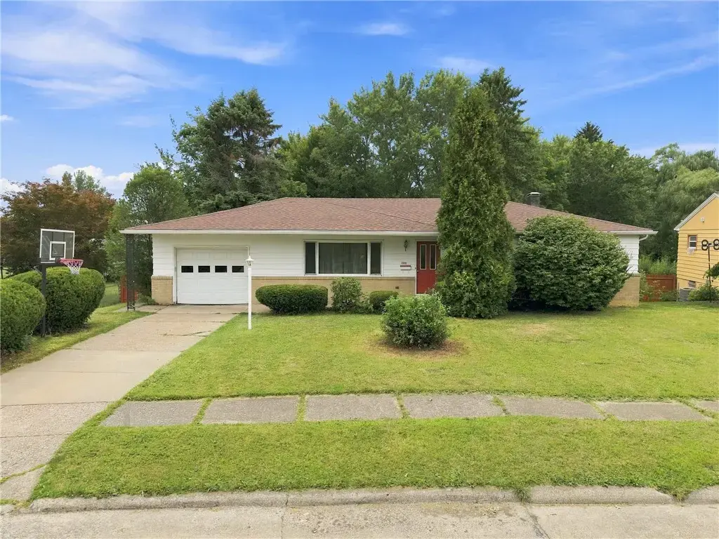 3203 Regis Drive , Erie City