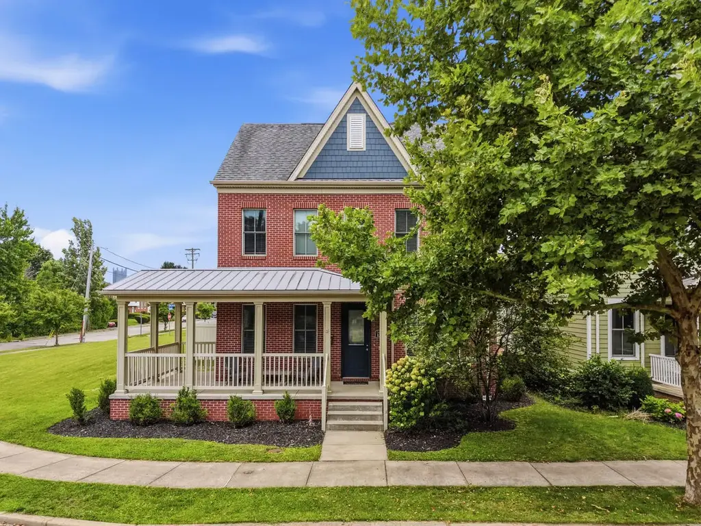 1207 Columbus Avenue, Manchester
