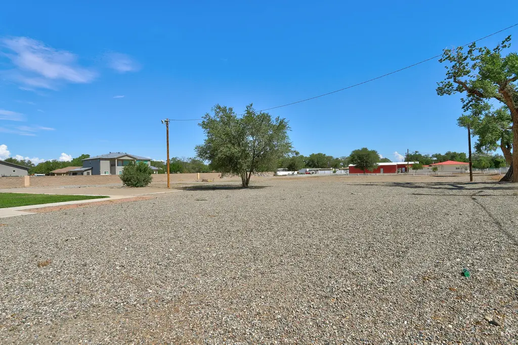 4509 Isleta Boulevard Sw, Albuquerque