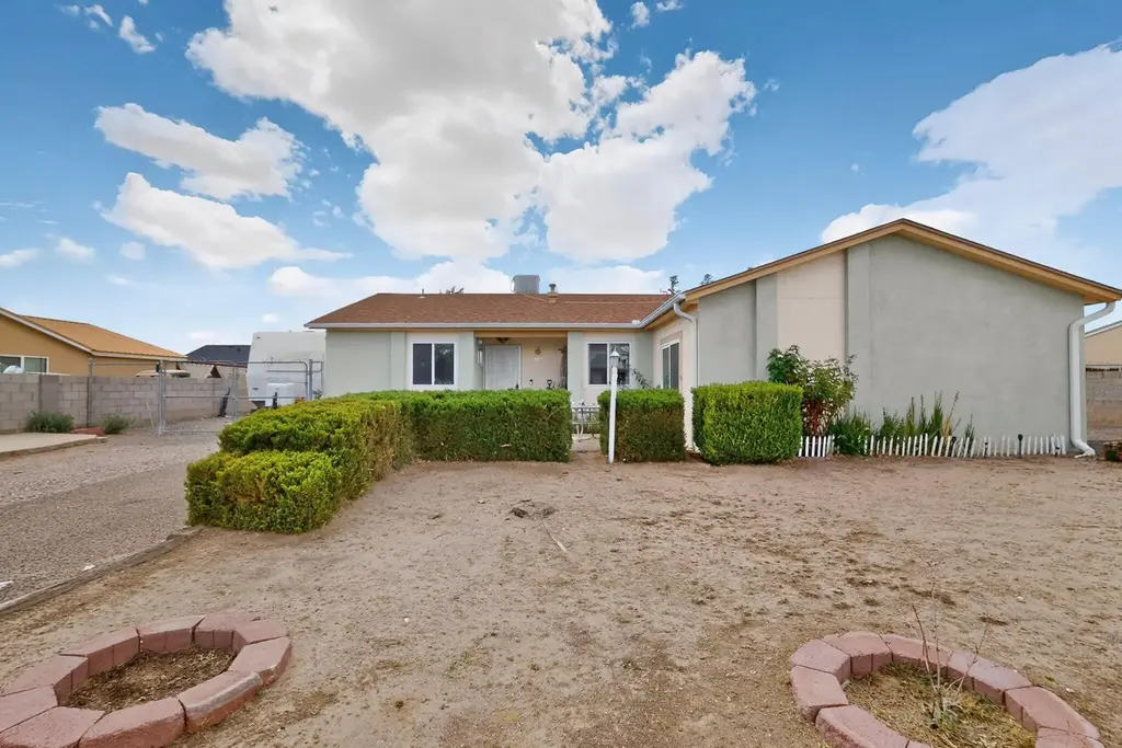 834 Nyasa Road Se, Rio Rancho