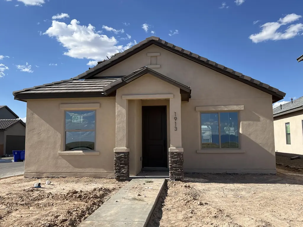1913 Stryker Road Se, Albuquerque