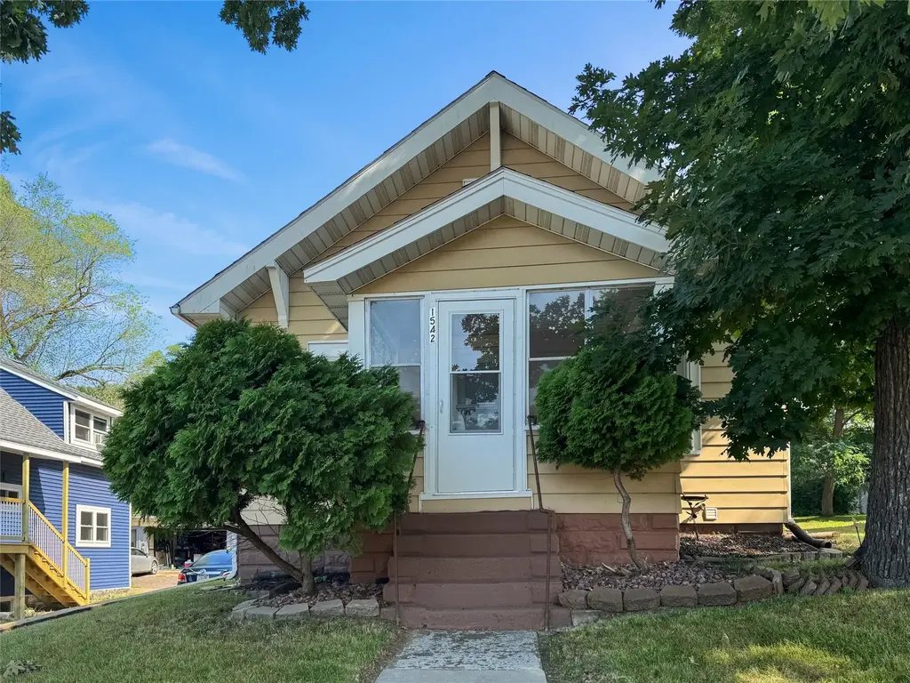 1542 Bellevue Avenue, Eau Claire