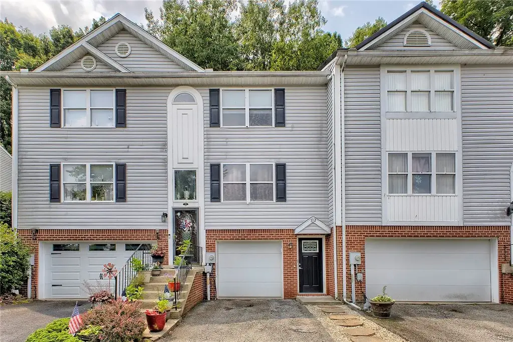 112 Winston Way, City of Greensburg