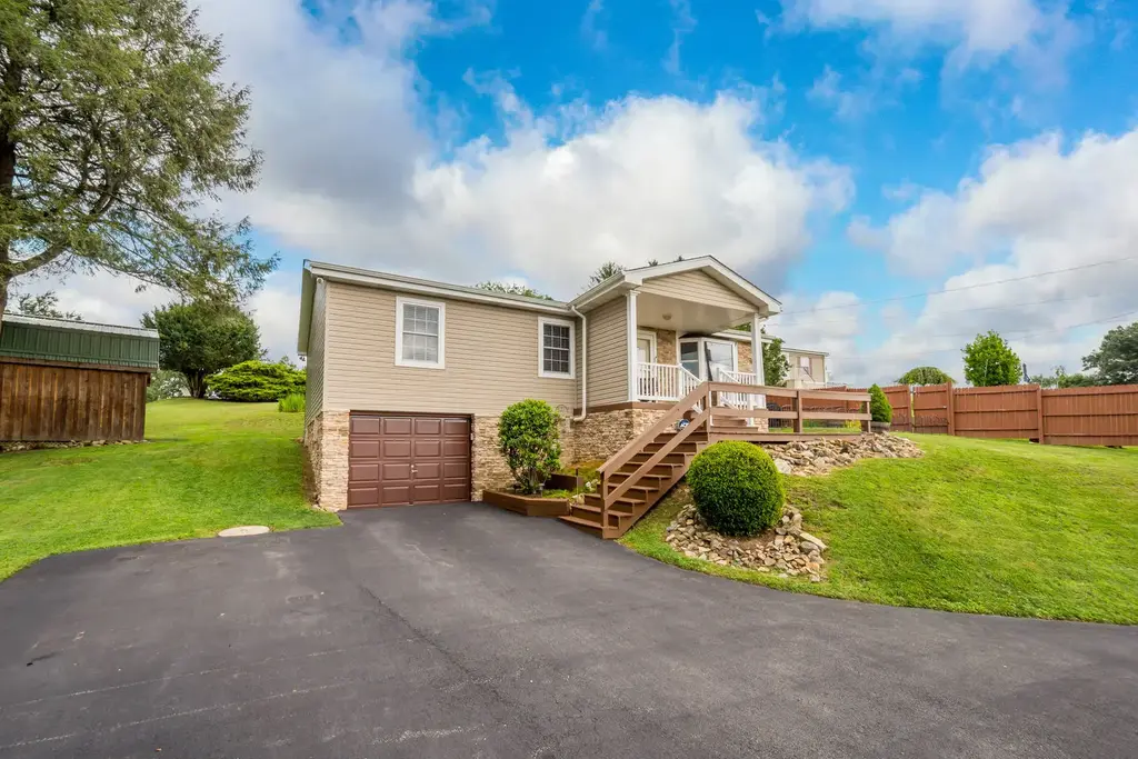 54 Chestnut Street , Coal Center Boro