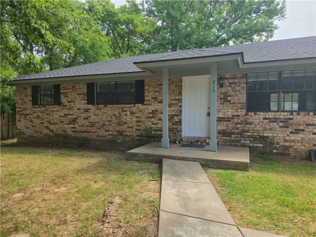215 S Carl Street, Siloam Springs