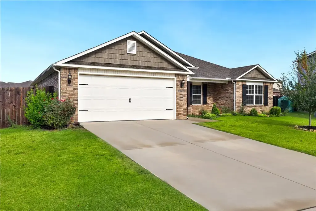 4212 Sw Atlantic Court, Bentonville