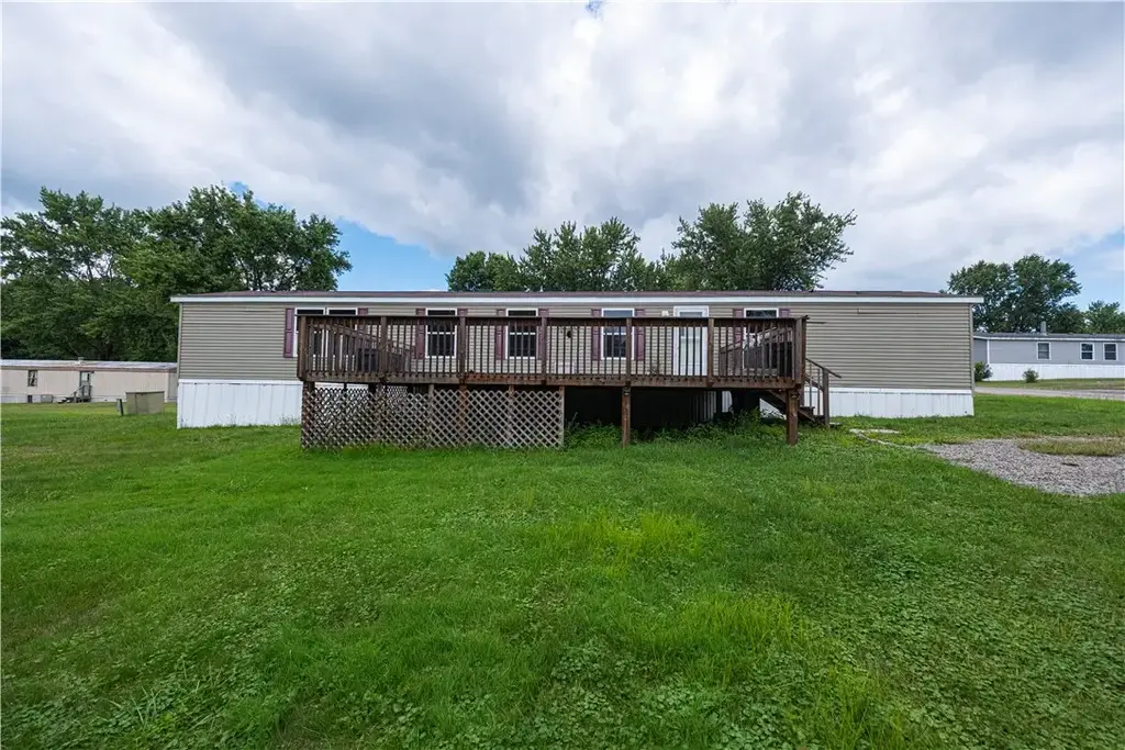 120 Woodview Drive, Middlesex