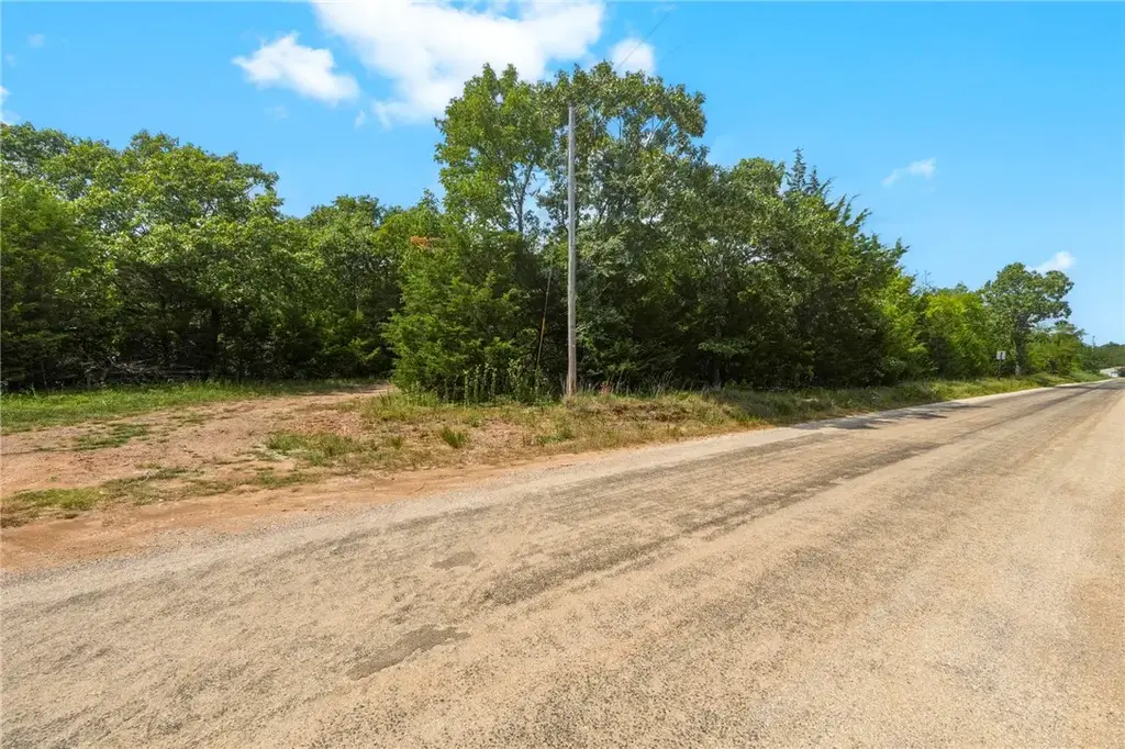 14295 Blue Mountain Road, Prairie Grove