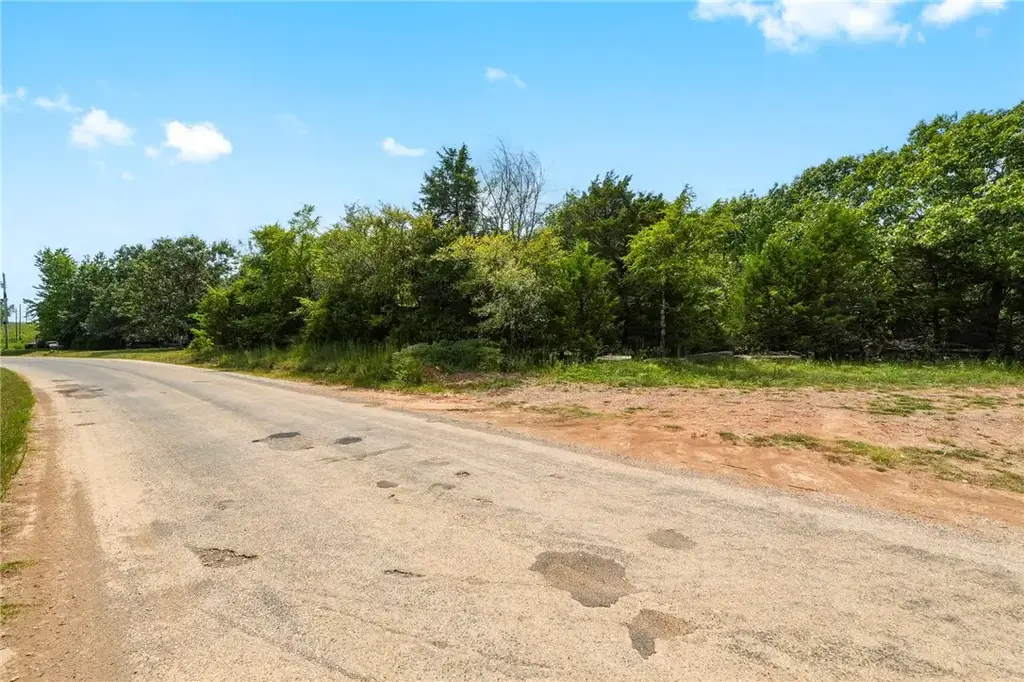 14315 Blue Mountain Road, Prairie Grove