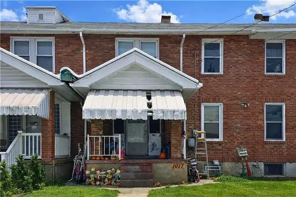 1017 Pennsylvania Avenue , Clairton