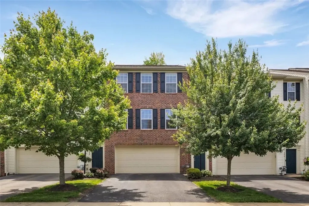 284 Broadstone Drive , Adams