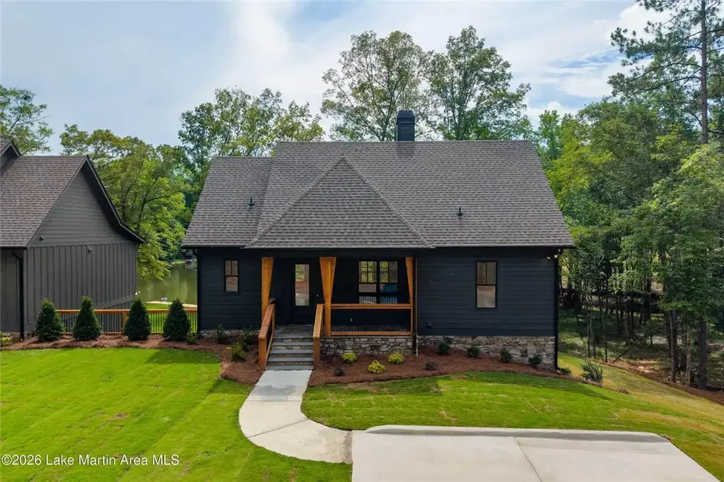 44 Waterfront Way, Alexander City