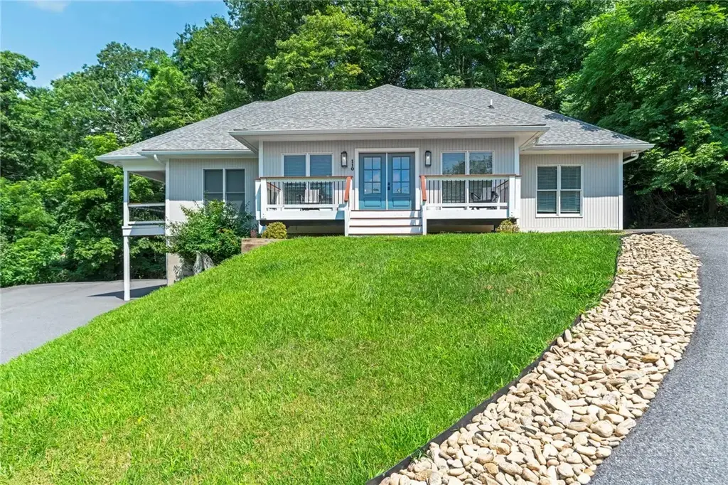 110 Westbrook Drive, Boone