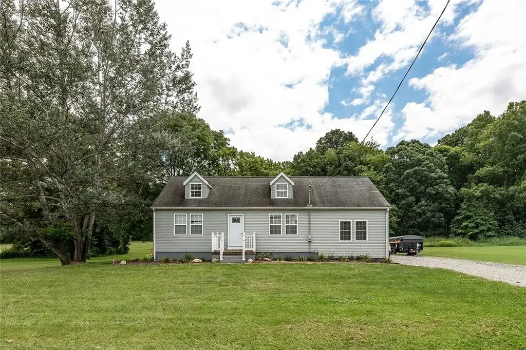 2739 Leesburg Volant Road , Springfield