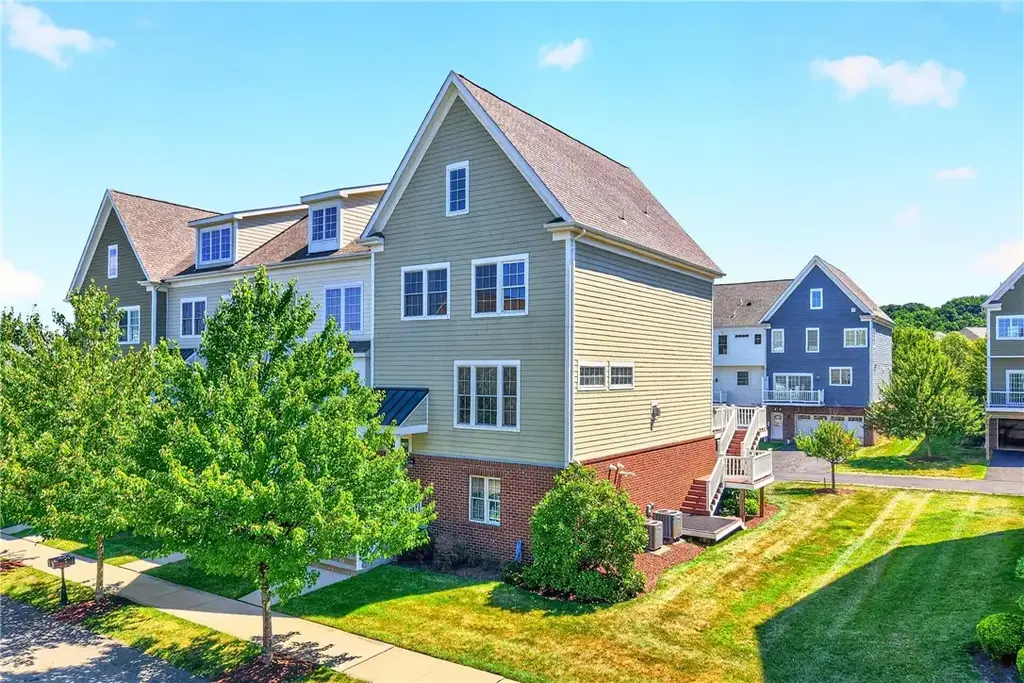 307 Osona Lane, Marshall