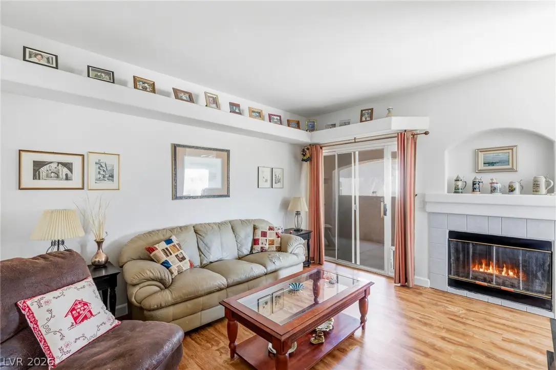 525 Indian Princess Drive 202, Las Vegas