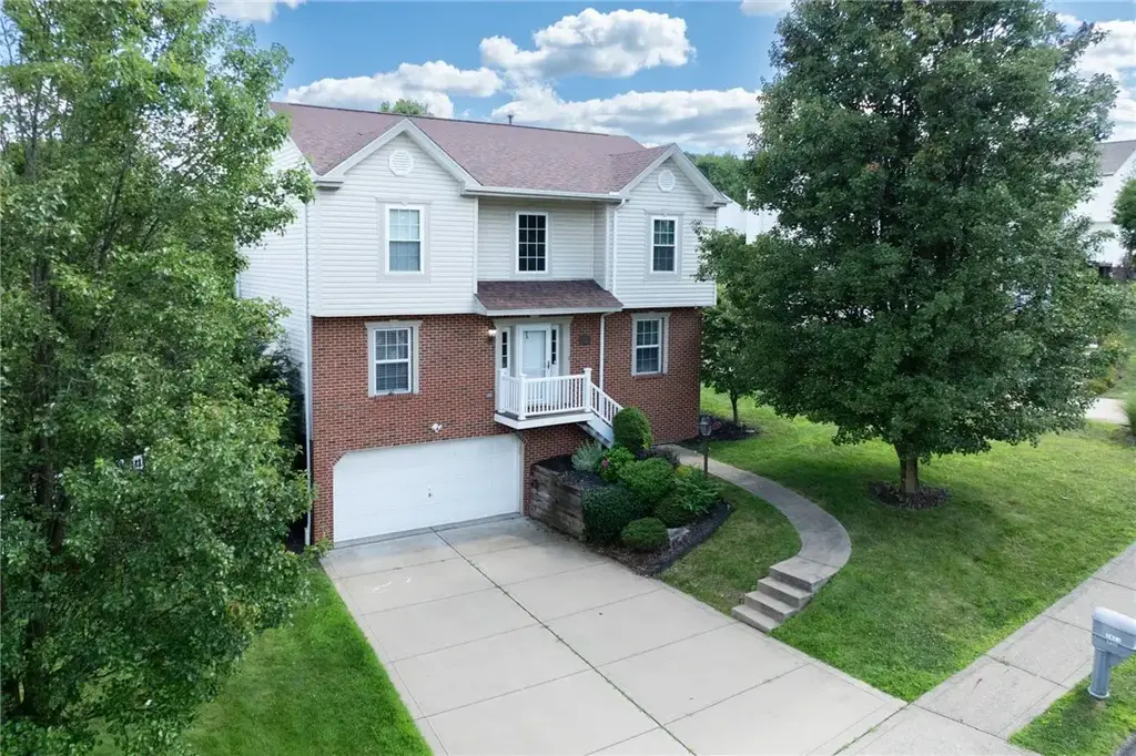 1421 Sandstone Drive , West Deer