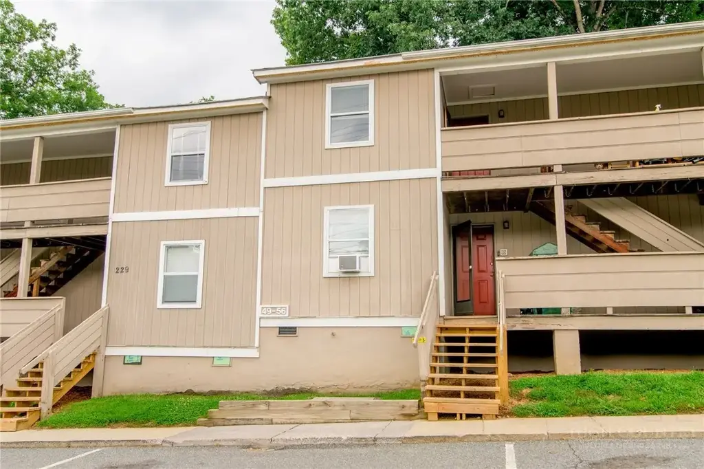 229 E King Street # 55, Boone