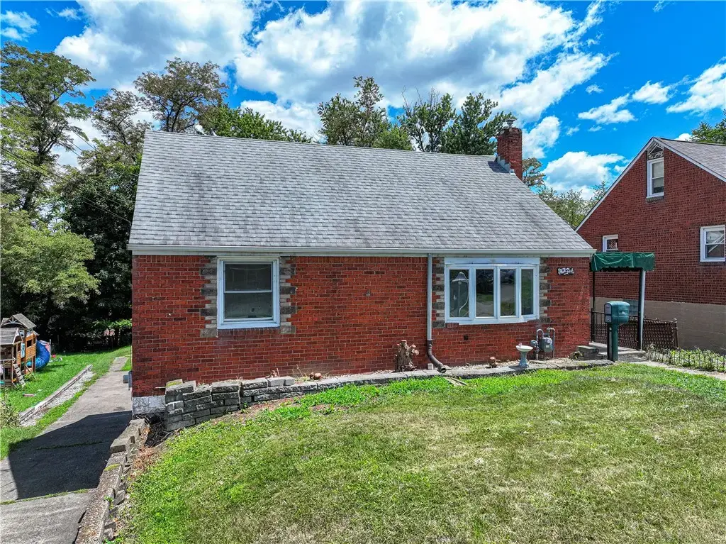 75 Arlene Avenue , N Versailles