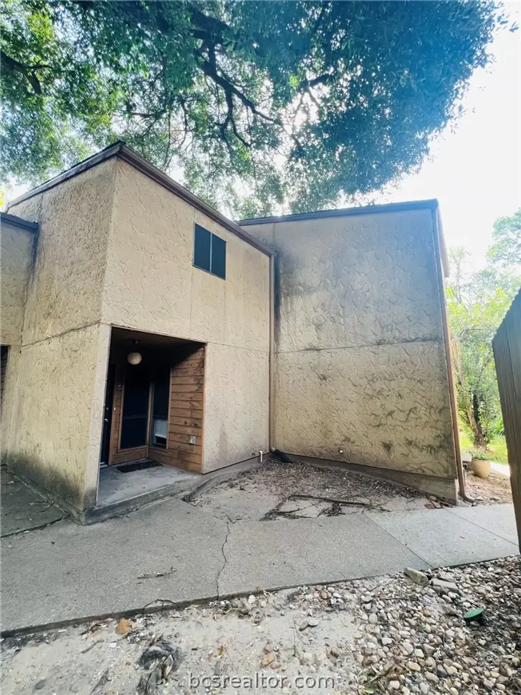 4345 Carter Creek Parkway 6, Bryan