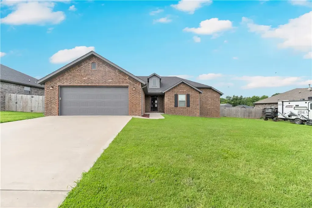 198 Madison 7358, Hindsville