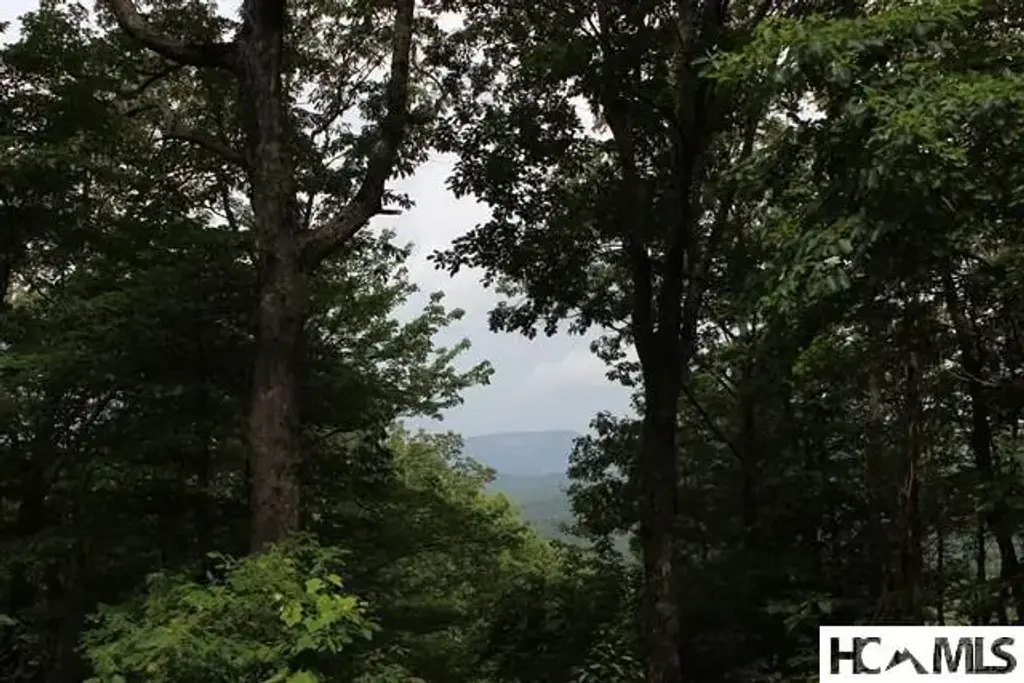 22 Whitewater Ridge Road, Sapphire