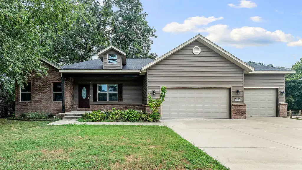 1070 Nemett Circle, Pea Ridge