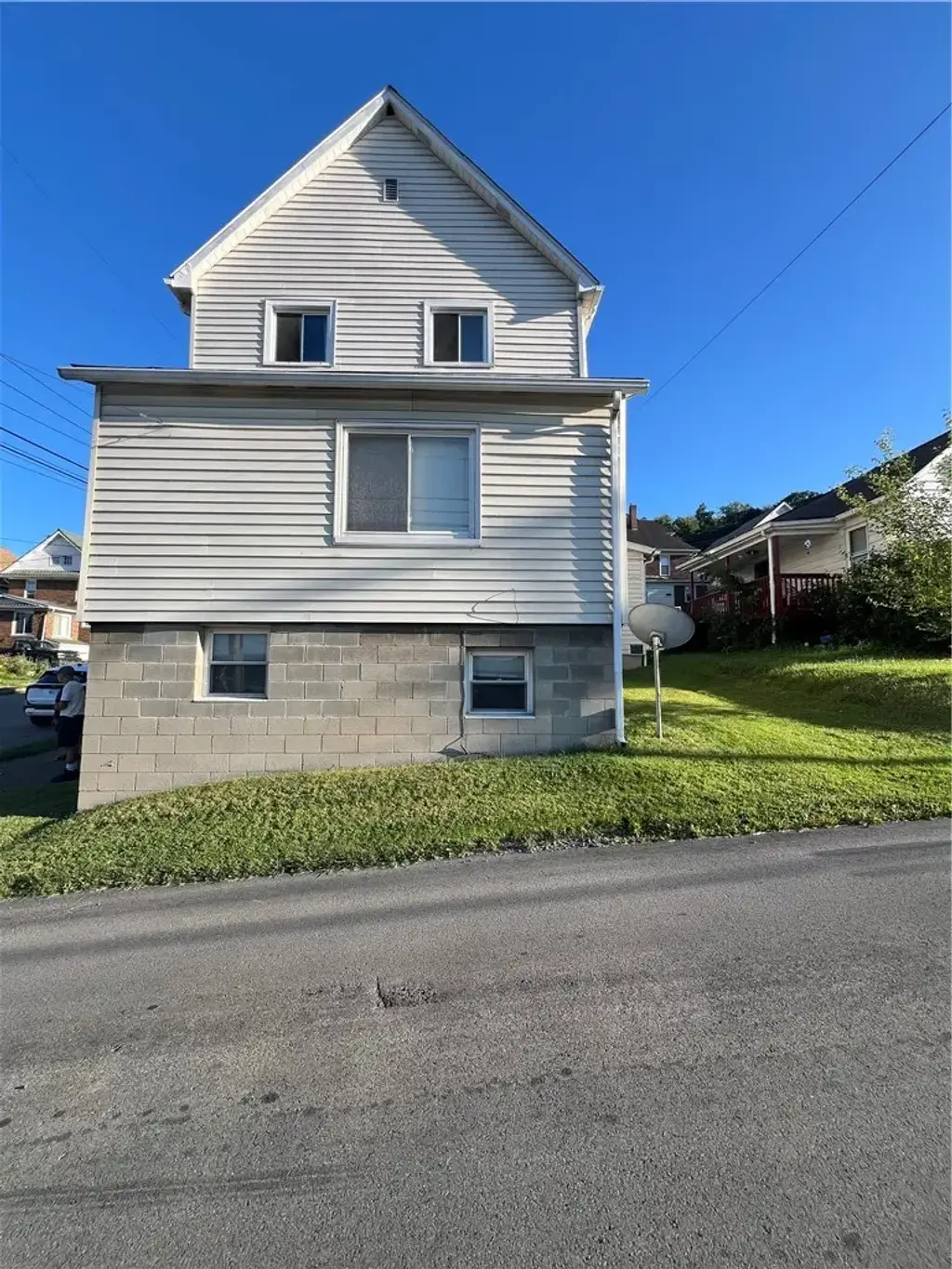 316 9th Street , Ellwood City