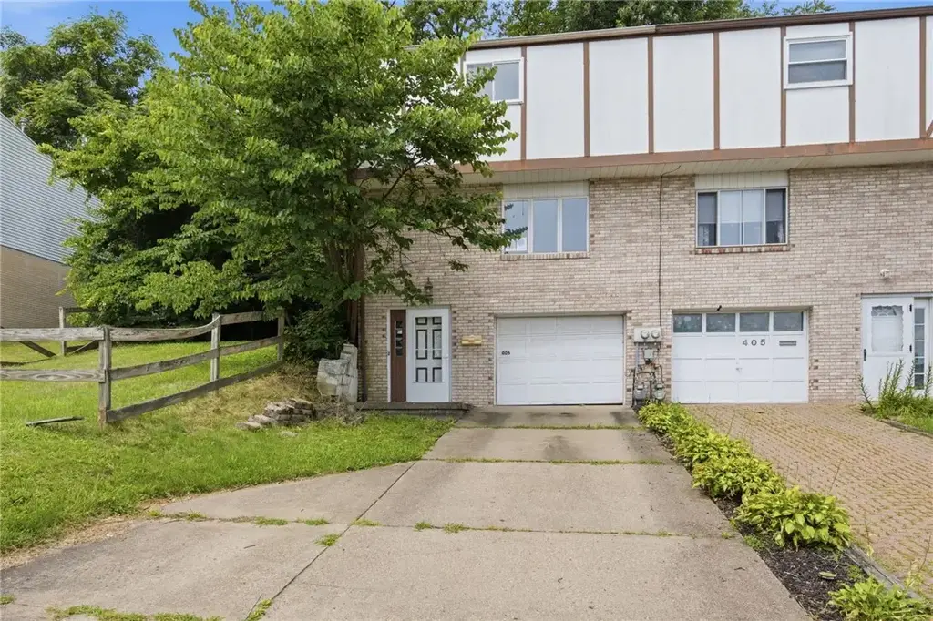 406 Rhodes Avenue , West Mifflin