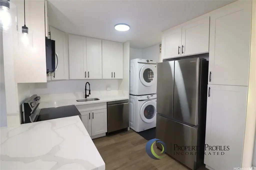 95-2055 Waikalani Place # B101, Mililani