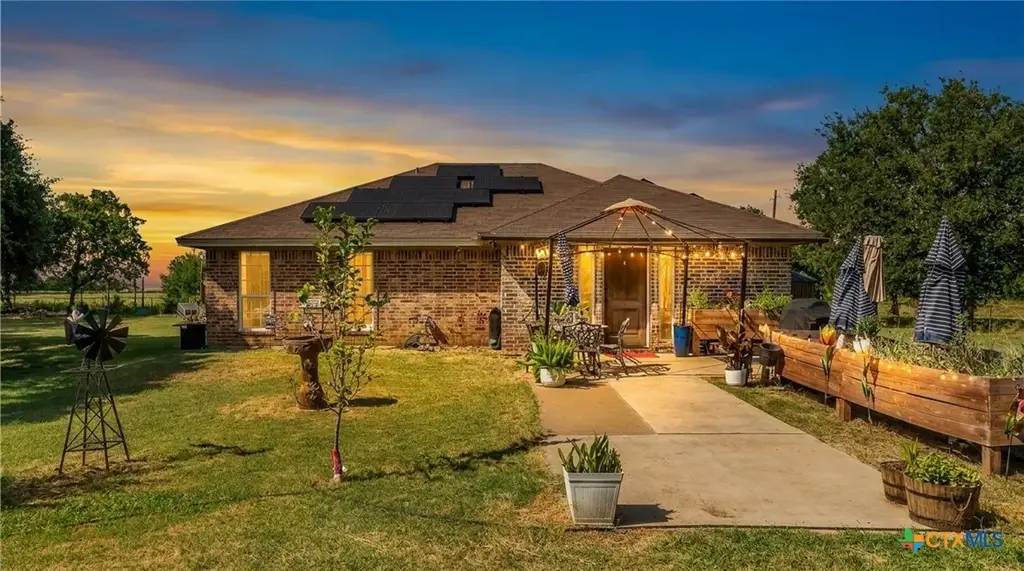250 Capps Branch Lane, Salado