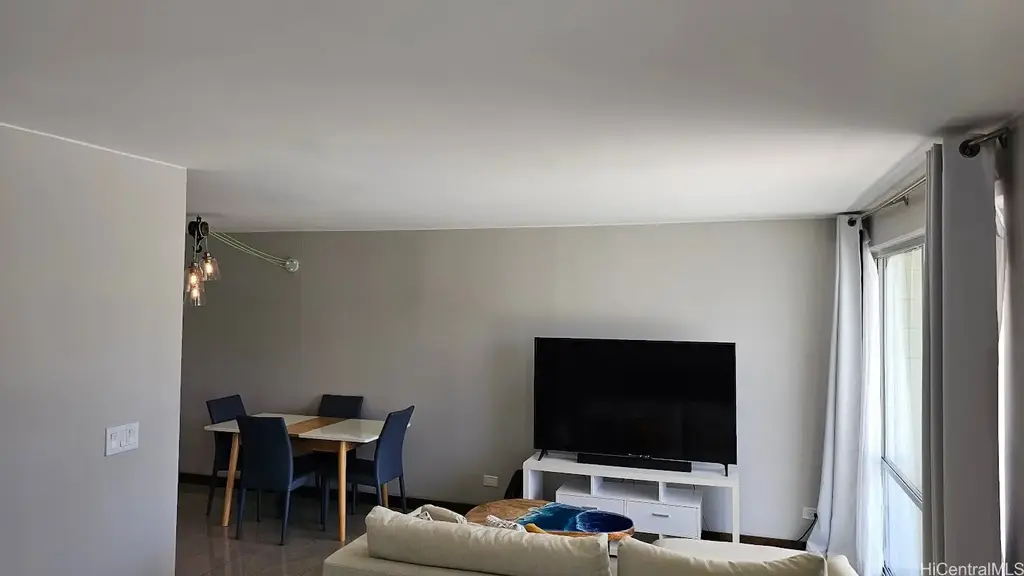 1655 Makaloa Street # 1111, Honolulu