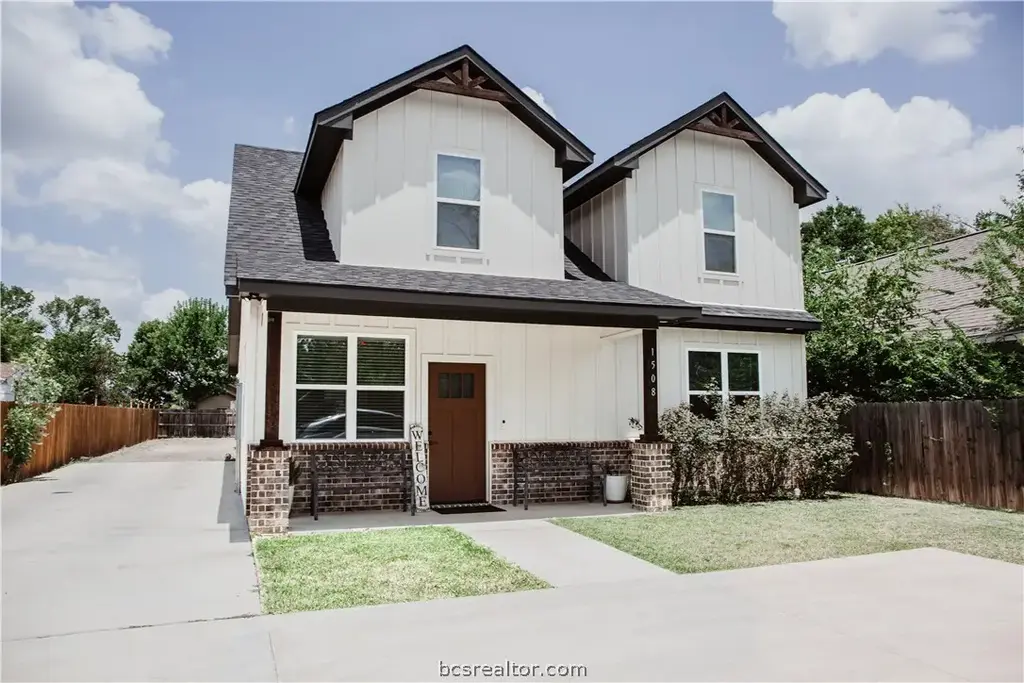 1508 Boone, Bryan