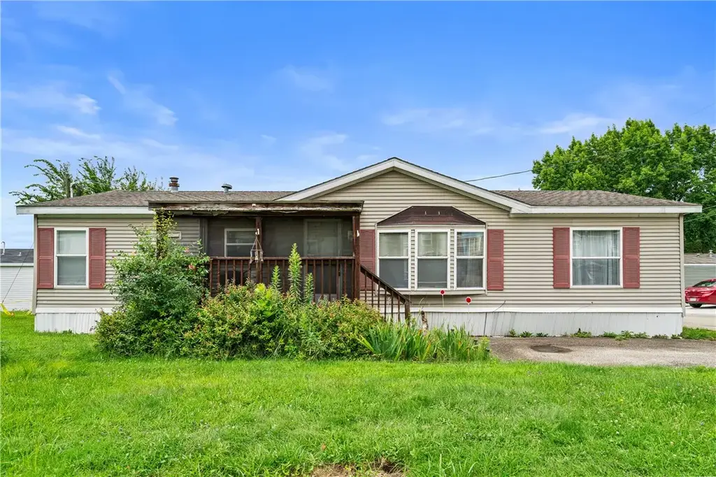 736 Regent Drive , Chartiers